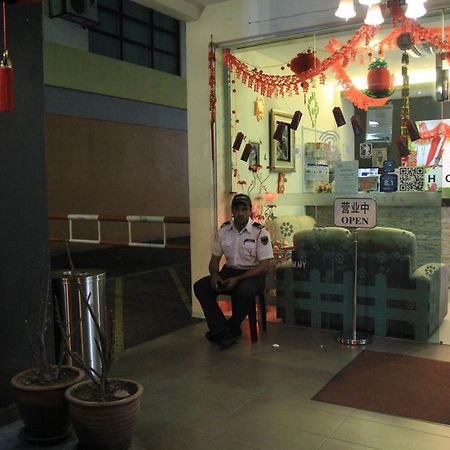 一号大道太子酒店 史里肯邦安 外观 照片